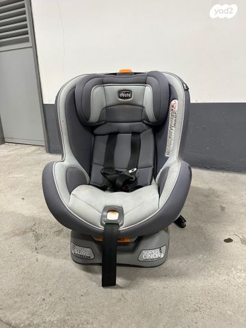 כיסא תינוק לרכב chicco