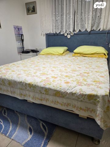 🛏️ מיטה זוגית מהממת + 2 מזרנים אורתופדיים! 💙💤