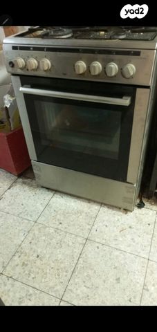 תנור עם כיריים