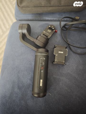 מייצב לטלפון של חברת ZHIYUN