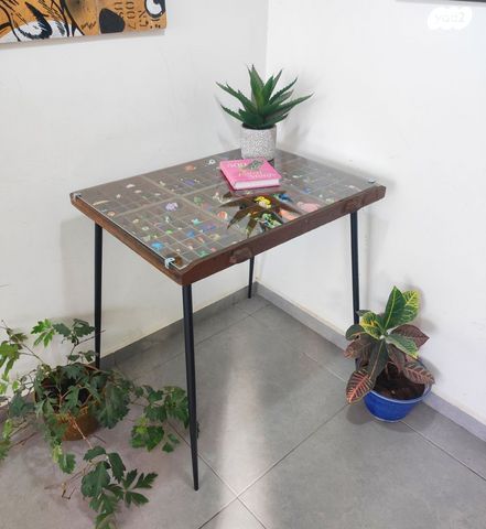 שולחן מגירת דפוס וינטג'