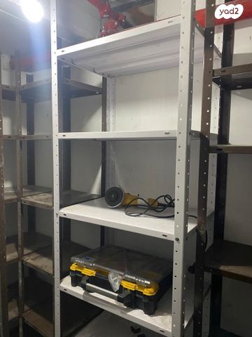 מדפים למחסן, בלי העמודים