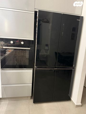 מקרר שחור זכוכית 4 דלתות