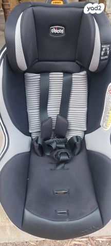 כיסא בטיחות לרכב לתינוק