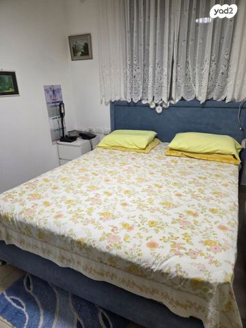 🛏️ מיטה זוגית מהממת + 2 מזרנים אורתופדיים! 💙💤