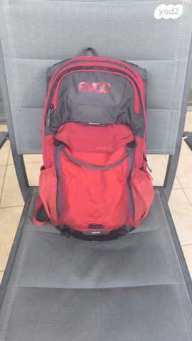 תרמיל גב EVOC Stage 12