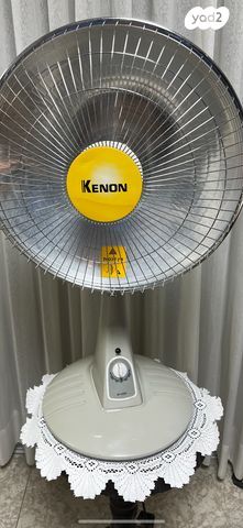 מקרין חום על עמוד מסתובב