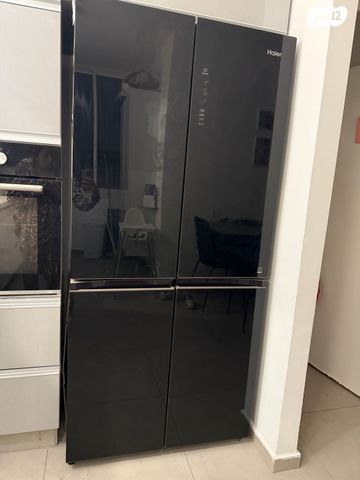 מקרר שחור זכוכית 4 דלתות