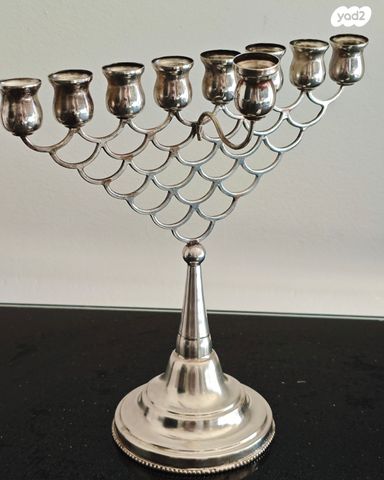 חנוכית כסף 800 מעולה
