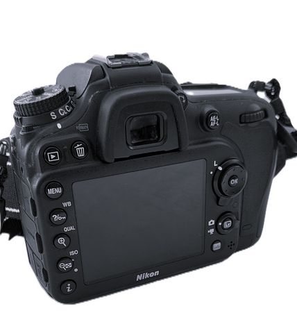 NikonD7100+עדשה 105ממ,פלאש