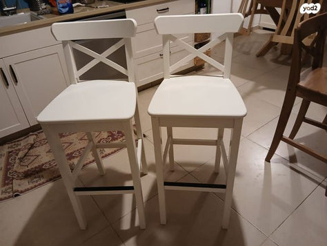 2 כסאות בר חדשים