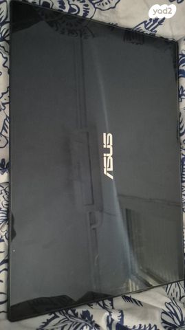 מחשב נייד של asus