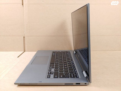 מחשב נייד Dell Touch