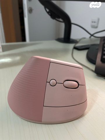 עכבר ארגונומי Logitech Lift