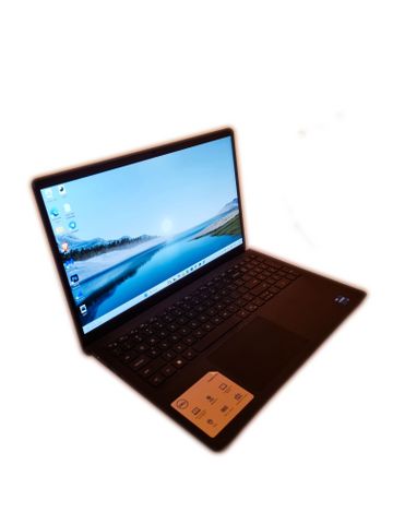 Dell Inspiron 15 3520