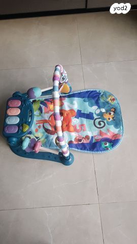 מתקן משחקים לתינוקות וילדים