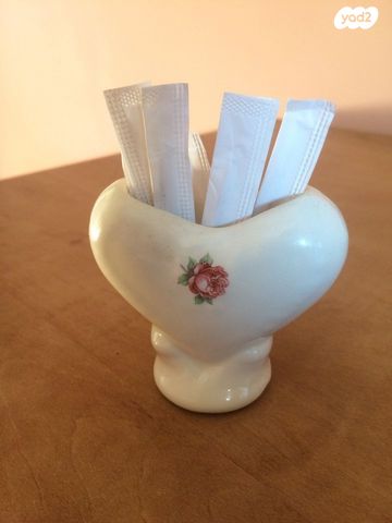 כלים שונים למטבח