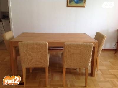 נדיר! פינת אוכל West Elm