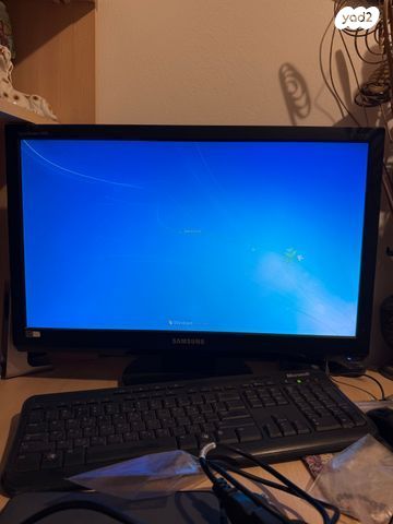 צג ומחשב נייח