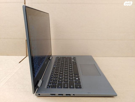 מחשב נייד Dell Touch