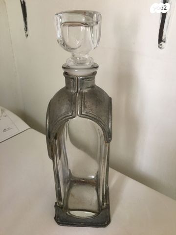 בקבוקים מעוצבים למלוי יין