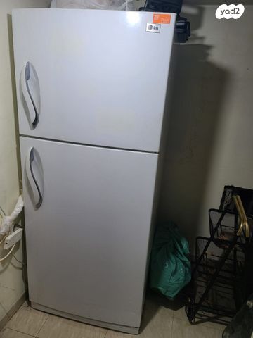 מקרר עם מקפיא LG גדול ואיכותי