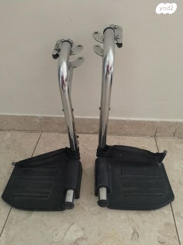 מתקפל ועם תוספות נשלפות לרגליי