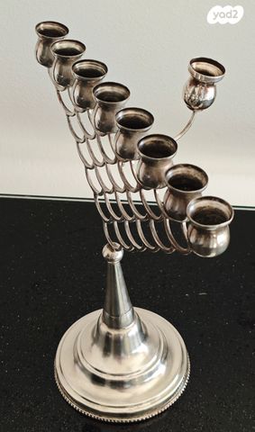 חנוכית כסף 800 מעולה