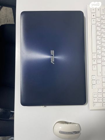 מחשב נייד ASUS