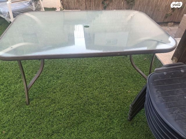 שולחן וכיסאות לחצר/מרפסת