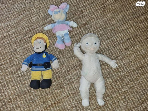 בובת גוף רך ובובת דיסני