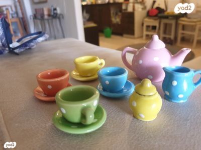 משחקים ובובות ראו תמונות