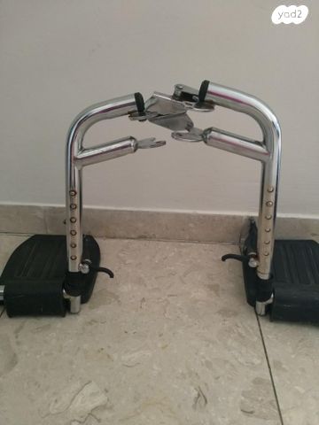 מתקפל ועם תוספות נשלפות לרגליי