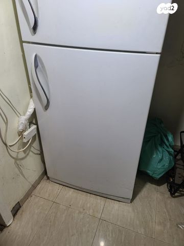 מקרר עם מקפיא LG גדול ואיכותי