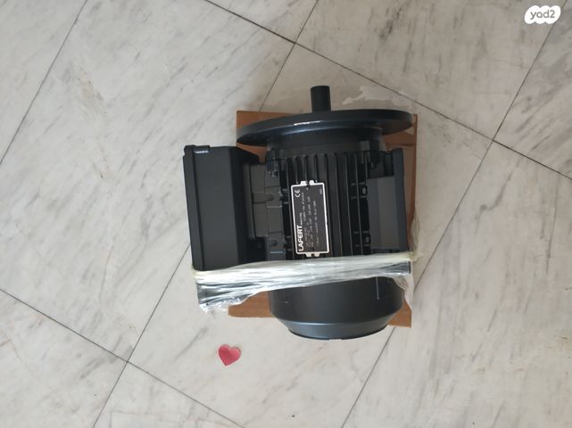 מנוע חשמלי 220 וולט חד פאזי