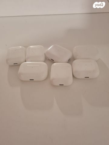 בתי טעינה של איירפודס AirPods
