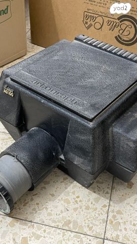 מקרן AG100 וינטג׳ נדיר ביופיו