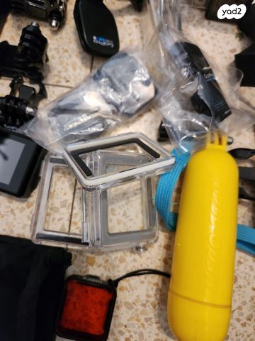 GoPro Hero 4 Black עם אביזרים