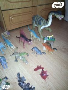 דינוזאורים, זבלונים, מכוניות