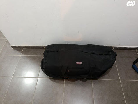 10 תיקים כחדשים