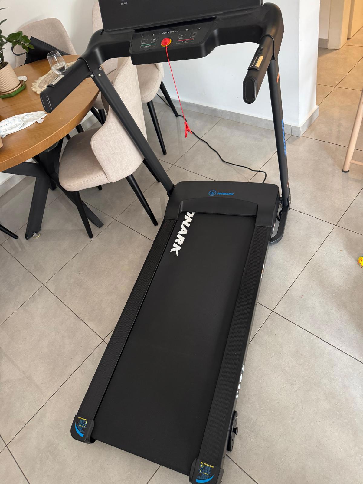 🏃‍♂️ הליכון כושר Monark T107 – כמעט חדש! 🏃‍♀️