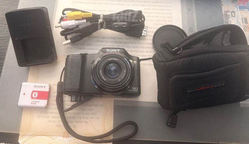 Sony Cyber-shot DSC-H20