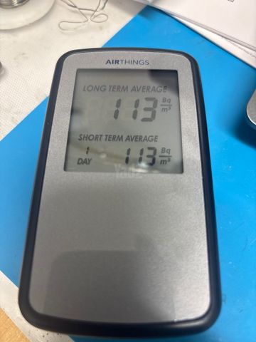 מד גז ראדון של Airthing