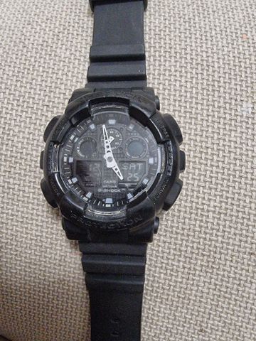 שעון יד ‏g shock  גי שוק