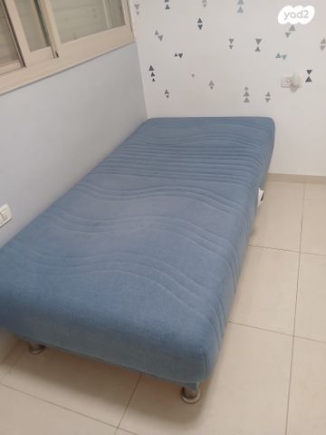 מיטת יחיד