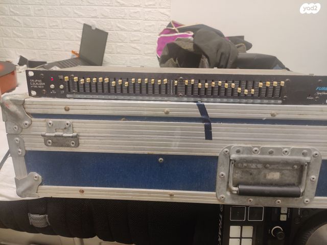 A Vintage Furman GQ-31 Rack