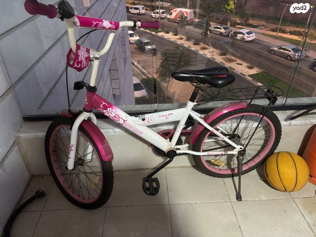 אופניים לילדה