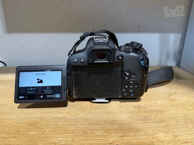 Canon EOS 800D