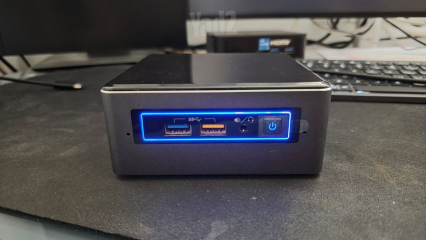 Intel Nuc i3 7th gen