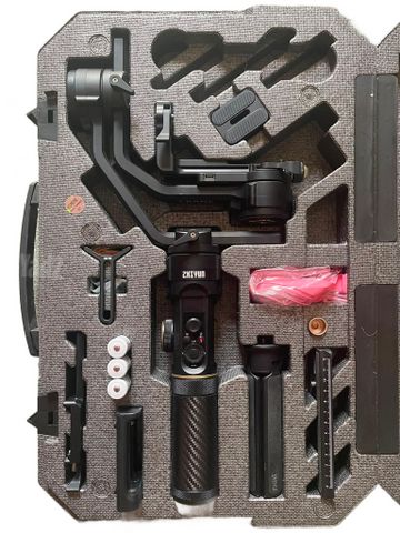 גימבל zhiyun crane 2
